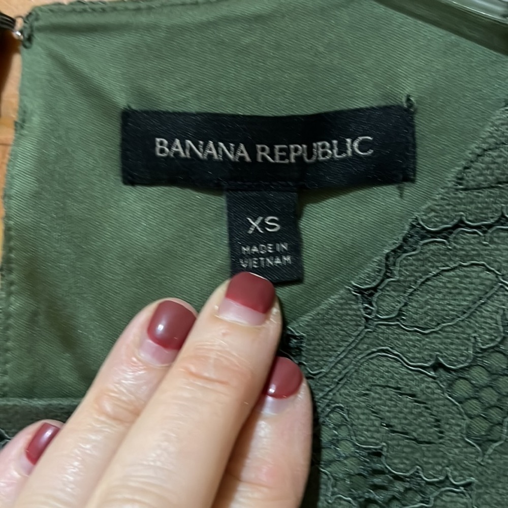 Banana Republic Green Lace Blouse Women's XS - Picture 2 of 6
